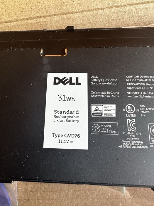 Продам батарею Dell GVD76