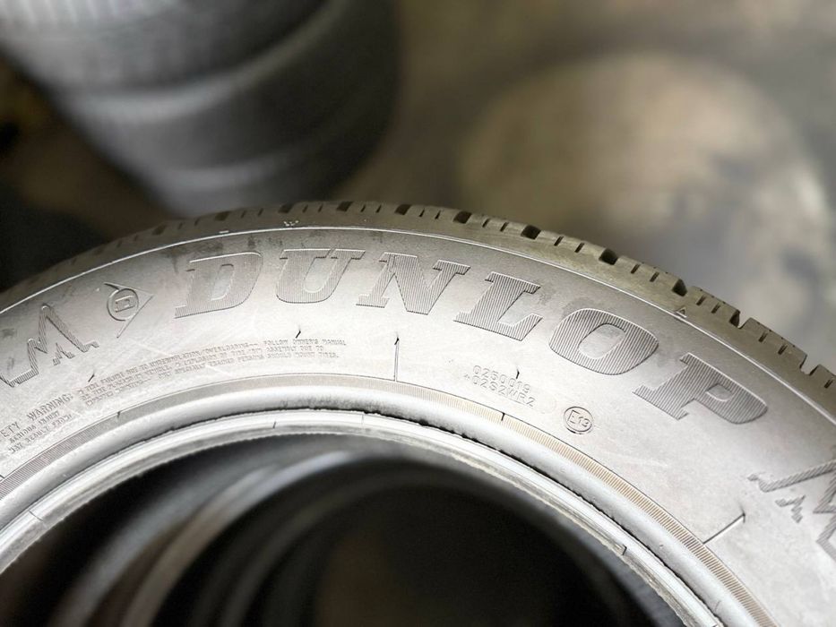 215/60R17 Dunlop 25p