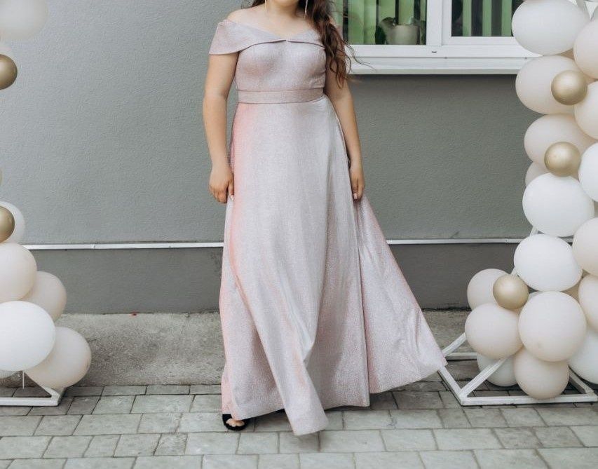 Продається  плаття