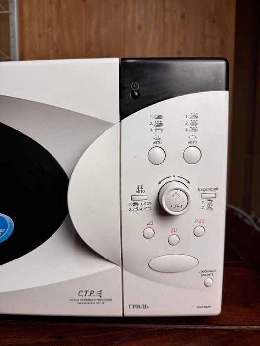 Мікрохвильова піч SAMSUNG CE287