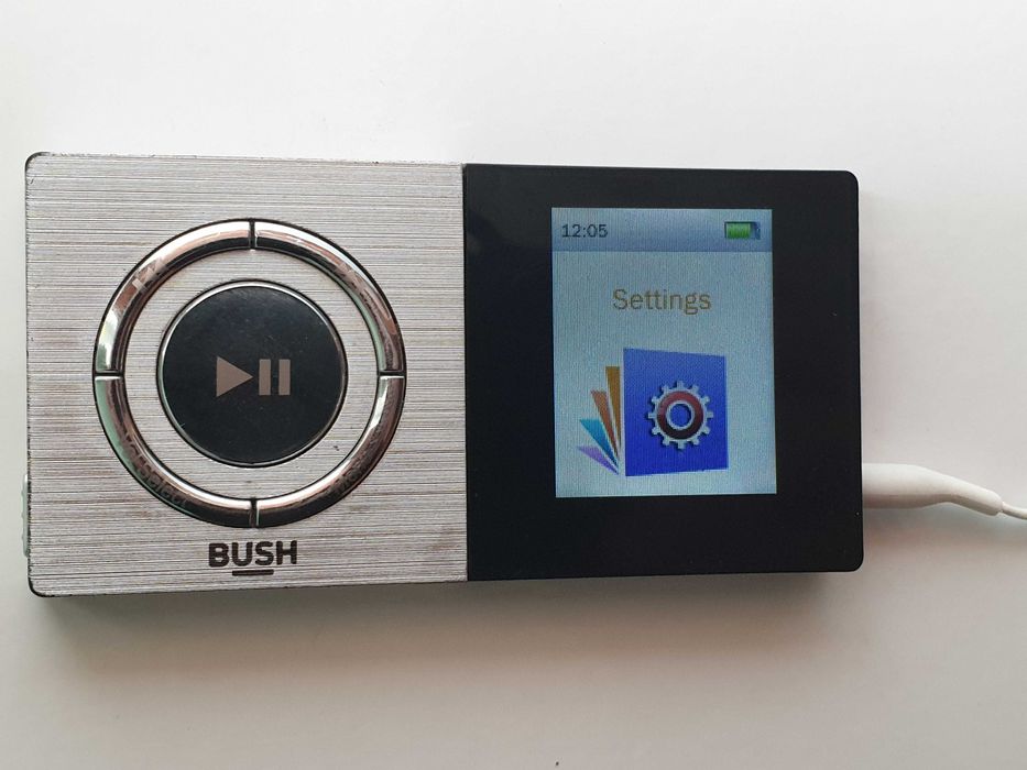 Bush KW-MP04C 8GB Camera MP3/Video Player Samsung EG920