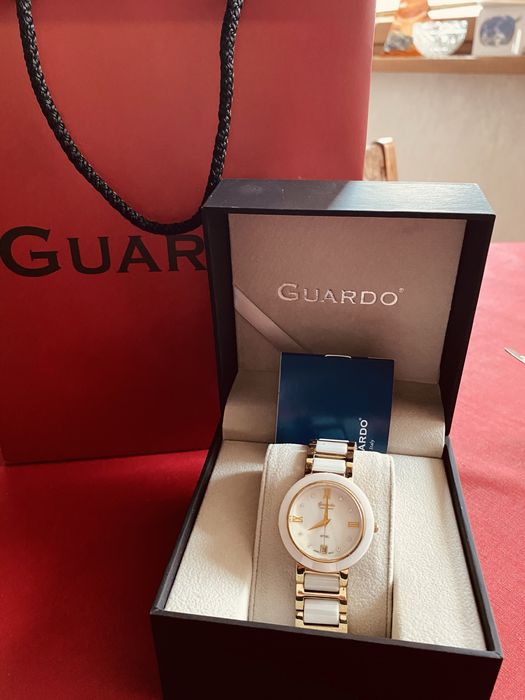 Годиник жіночій Guardo оригінал