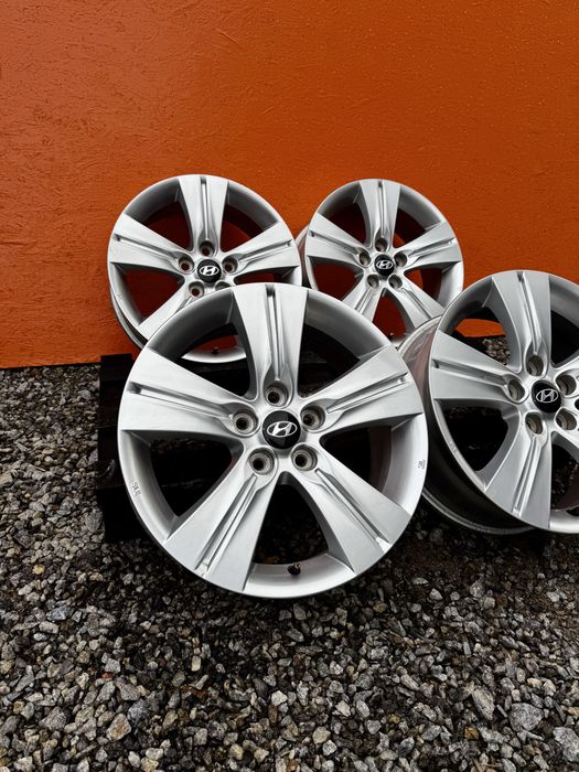 Диски киа хундай R17 5.114,3 ET35 цо 67.1 підходять на різні авто