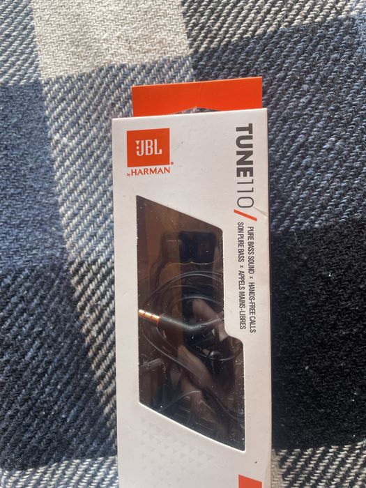 Навушники jbl 110 нові