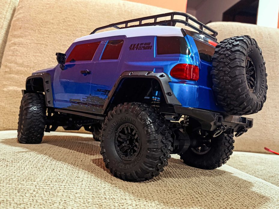 Rc crawler 1/10 ( Toyota Fj Cruiser)