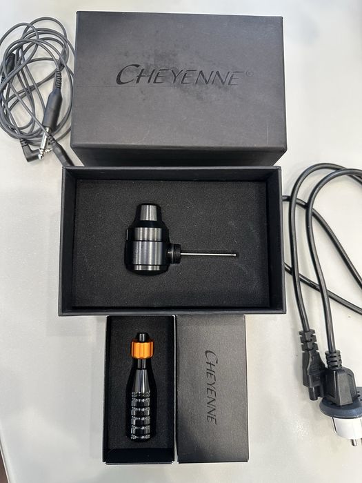 Тату машинка Cheyenne Sol Terra (Black) з тримачем. СТАН НОВОЇ!