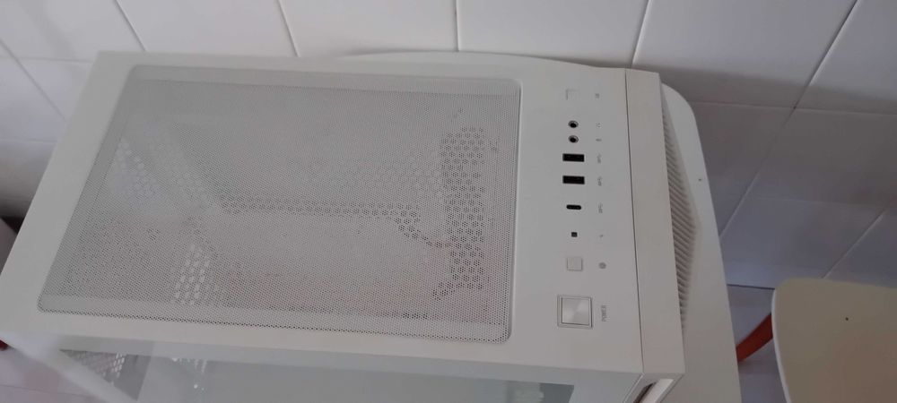 MSI ATX White PC Case64752179172995123