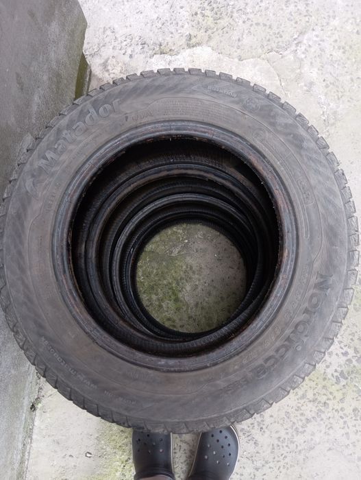 Шини зимові Матадор 185/65 R14 б у.ціна за  4 шт.