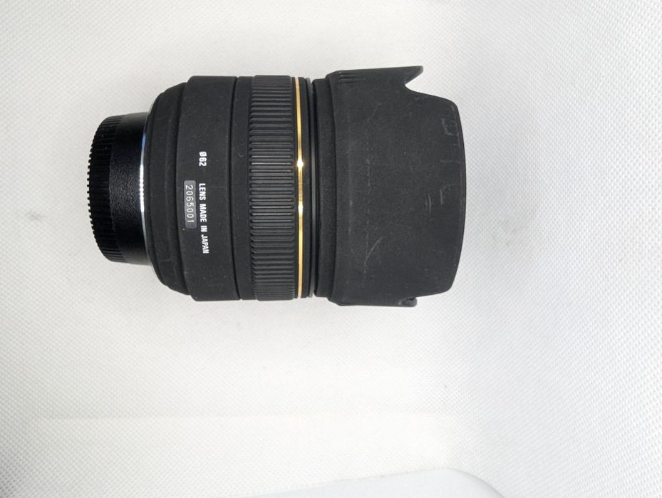 Nikon Sigma 30 1.4HSM  + бленда