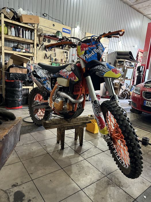 Продам мотоцикл Кови Про 250
