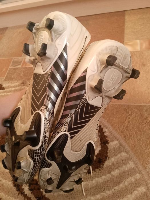 Буци найк оригінал