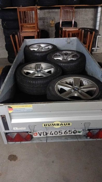 À venda dois reboques em excelente estado com tudo a funcionar