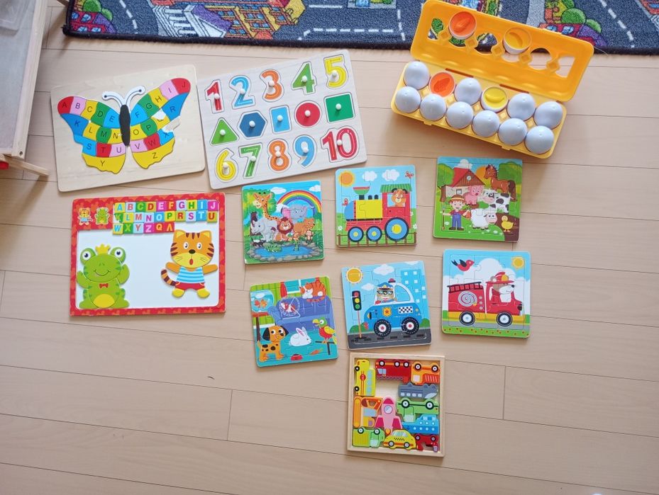 Zestaw puzzli i układanek dla malucha