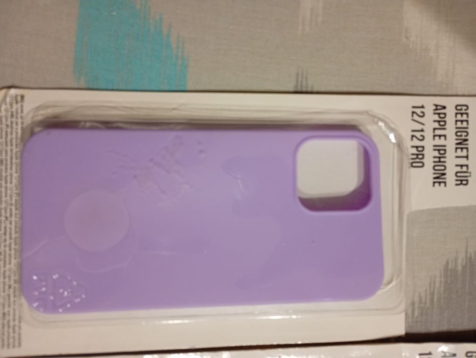 Etui iPhone 12 nowe 2 sztuki