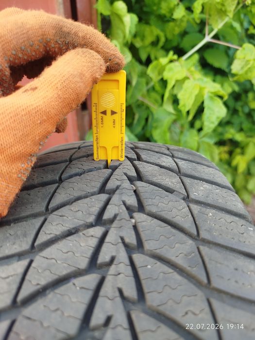 Комплект оригінальних дисків VAG R14 4x100 з зимовими шинами Matador 185/65