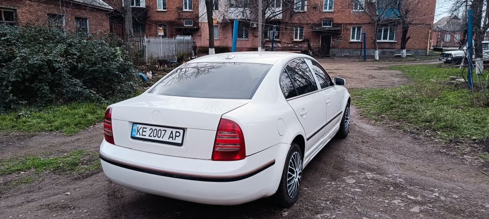 Skoda Superb 2.5