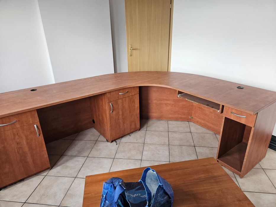 Biurko narożne  275x200x75