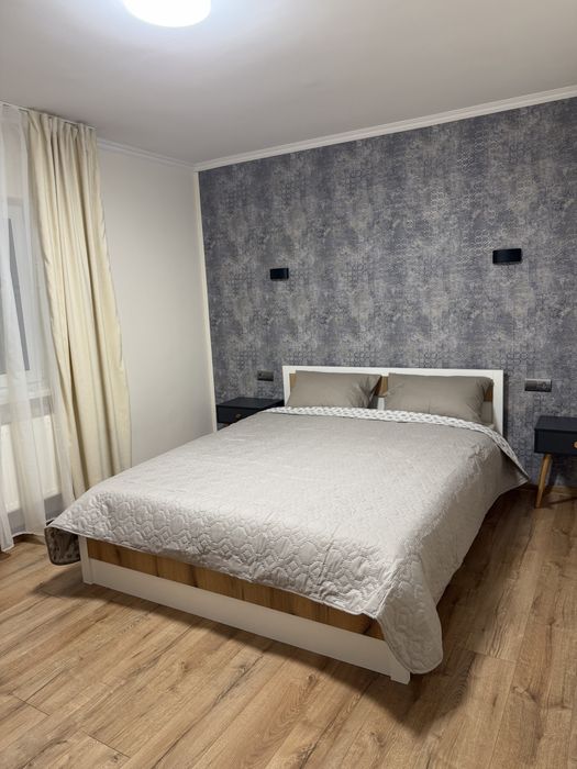 Подобова короткострокова оренда будинку набережна перемоги  центр