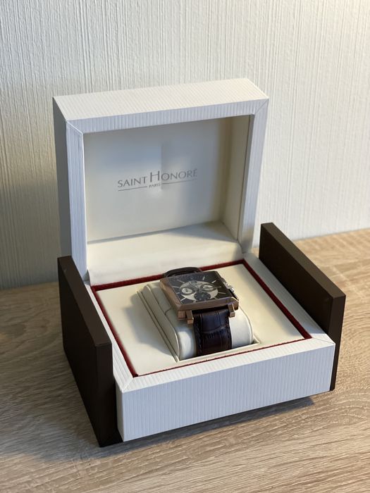 Продам Мужские Часы Saint Honoré 898093.71-C11