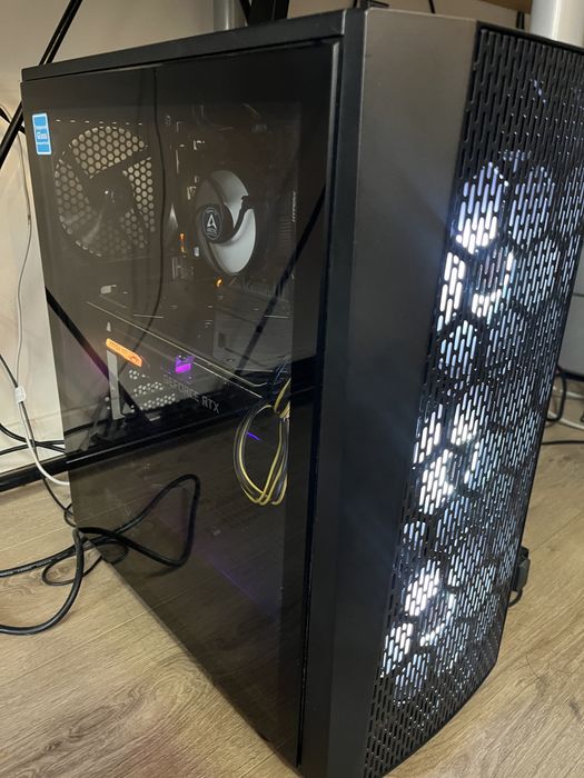 Komputer gamingowy rtx 2070, windows 10 pro, i5 9600k, 16gb ram