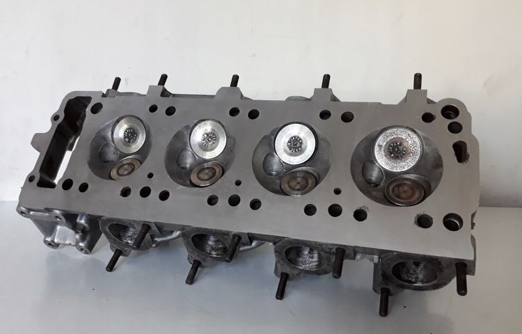 Głowica Mitsubishi 4G52