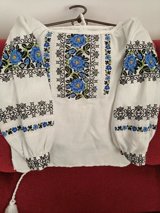 продам блузочку дитячу