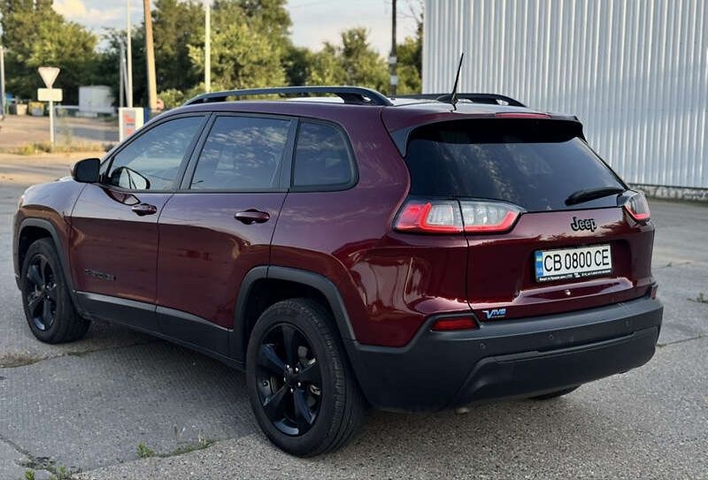 Продам Jeep Cherokee