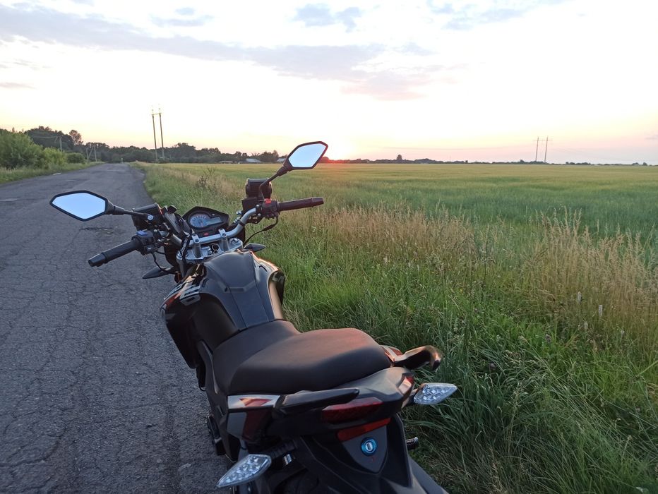 Продам мотоцикл Geon CR6 250