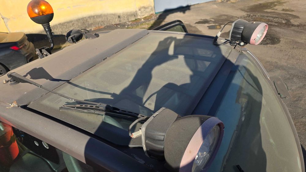 Свіжопривезений телескопічний навантажувач manitou mlt 634 lsu