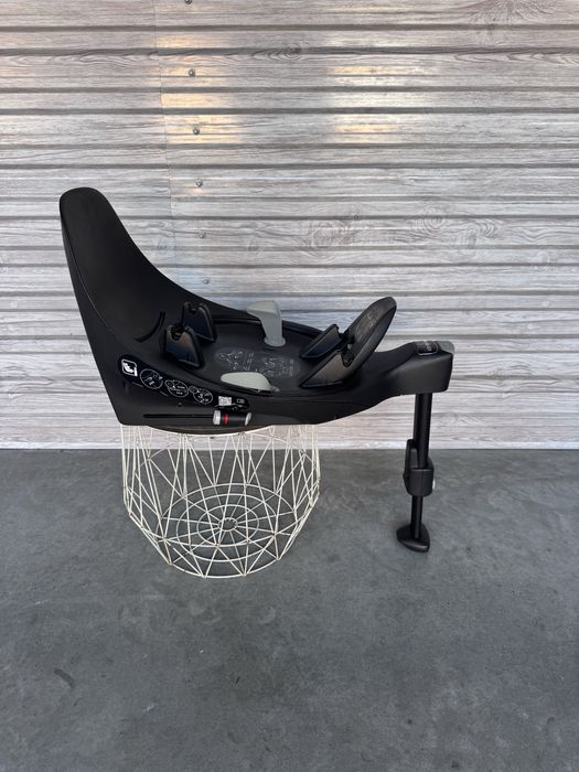 Автомобільна база Cybex Base T Isofix