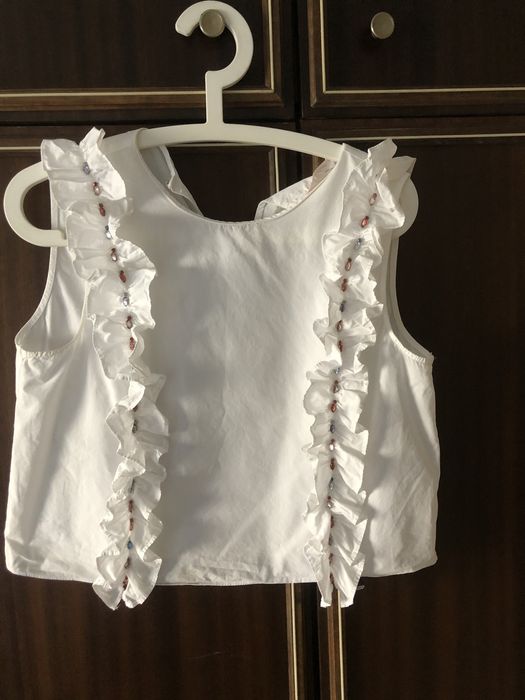 ZARA top, bluzka biała, falbanki, koraliki, M