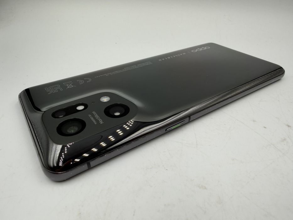 Flagowy Smartfon Oppo Find X5 Pro, 12+256GB