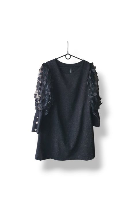 Elegancka błyszcząca sukienka z bufiastymi rękawami New collection r.M