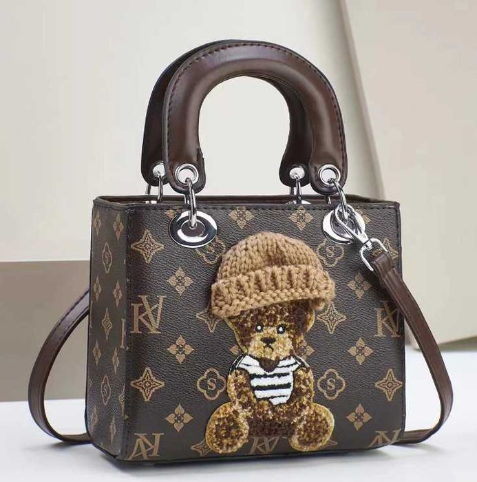 Детская сумочка маленькая с мишкой медвежонком в шапке сумка девочек