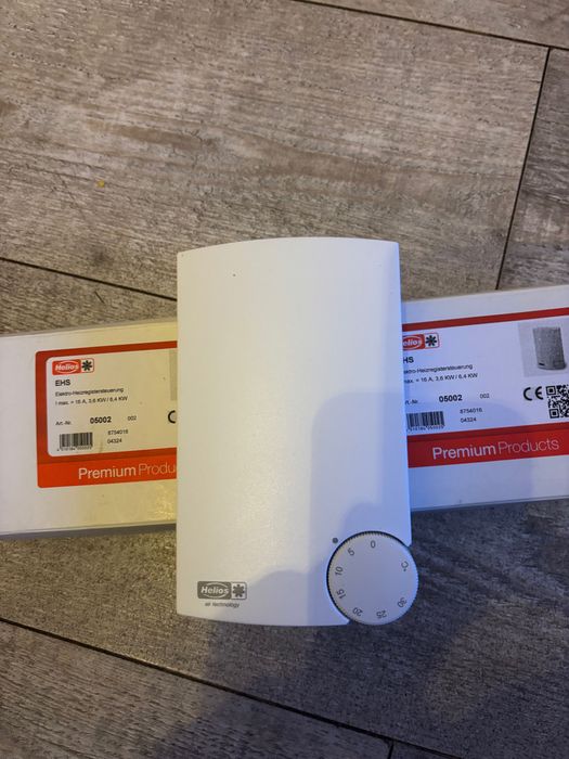 Analogowy regulator temperatury nagrzewnic wodnych AQUA 24TF