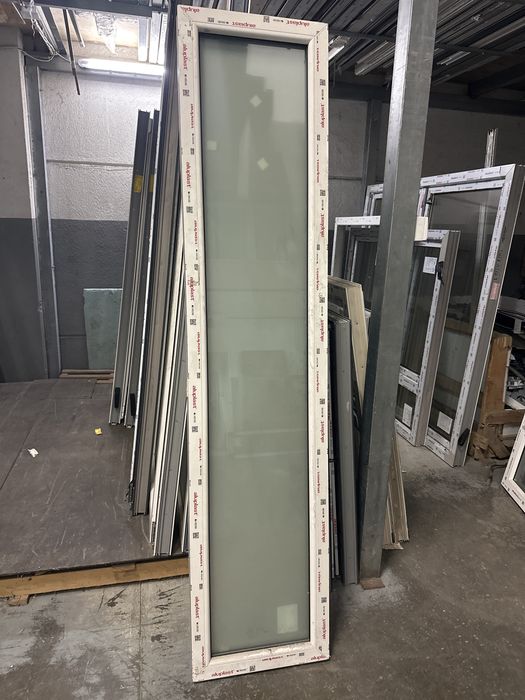 Janela PVC fixa cinza/branca 48,5L/219A