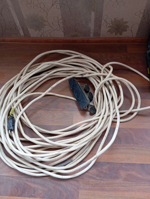 Продам трубы напорные 75 диаметр подходят для воды и канализации новые