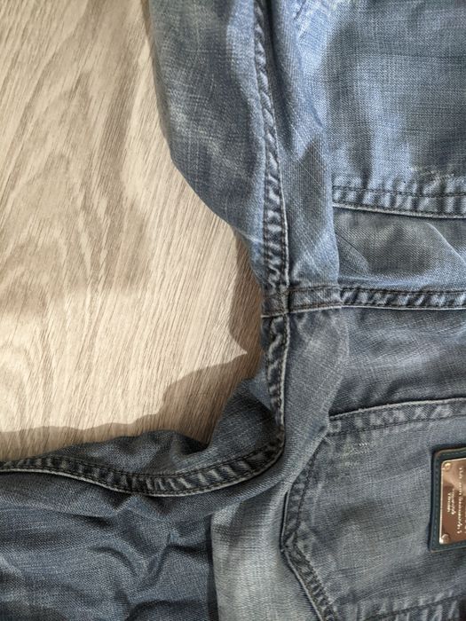 Подам джинсы dolce gabbana