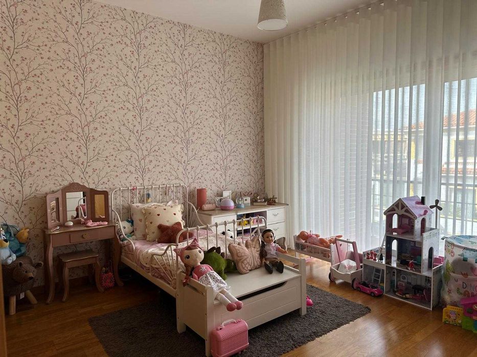 Cama Extensível IKEA MINNEN + Colchão VIMSIG