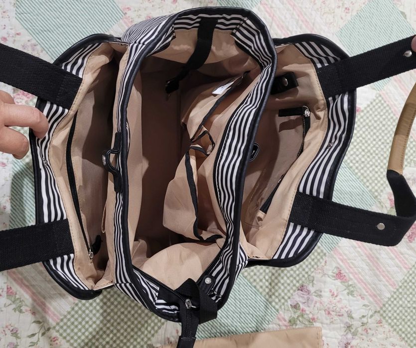 Mala / Saco Skip Hop grande c/ muda fraldas