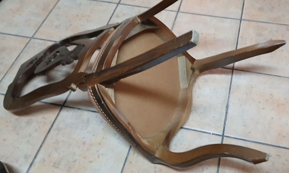 Cadeiras para restauro