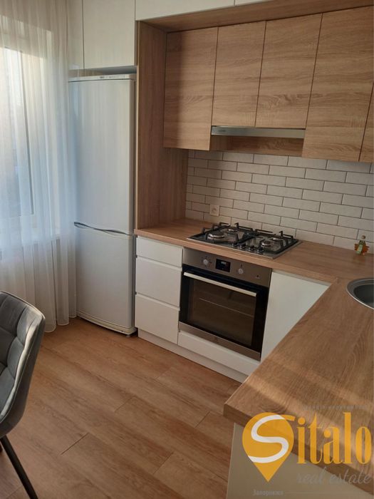 Двокімнатна на Південному з ремонтом. (020)