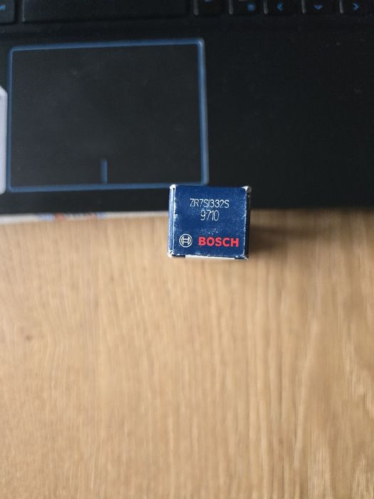 Świeca zapłonowa BOSCH - 4 szt