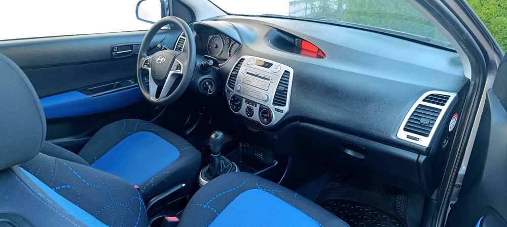 Hyundai i20 .. 1.4  Mpi..benzyna .. Klima