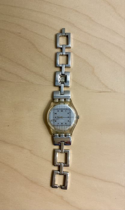 Relógio prateado Swatch
