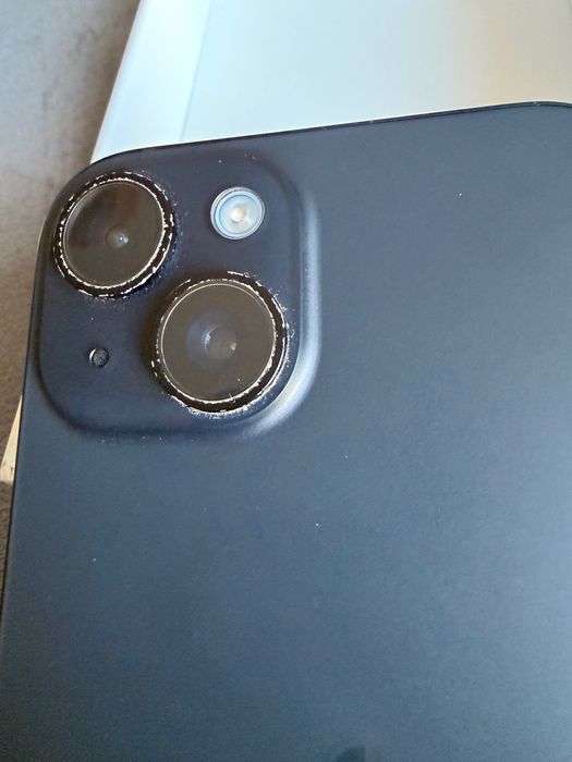 iPhone 15 preto 128GB