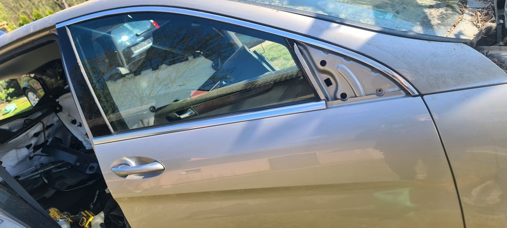 Drzwi Przednie Prawe Przód Prawy Mercedes R klasa W251 Lack. C723