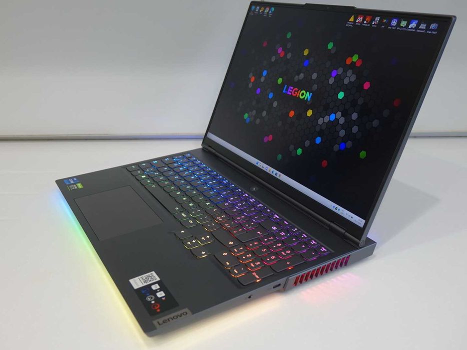 Lenovo Legion 7 16ITHg6 16 WQXGA i9-11980HK 32 1TB RTX 3080 16GB gddr6