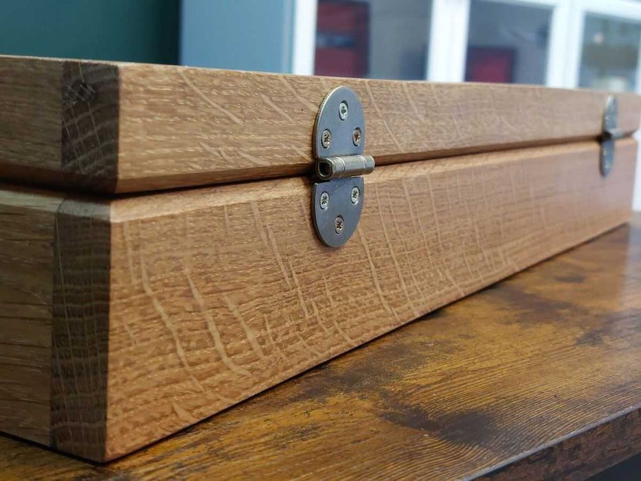 SKRZYNECZKA KASETKA GABLOTKA drewniana pudełko drewniane na 24 zegarki