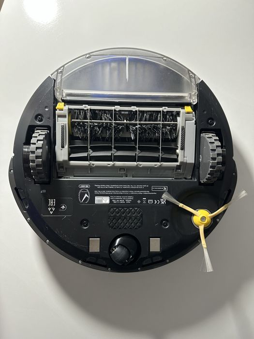 iRobot Roomba 697